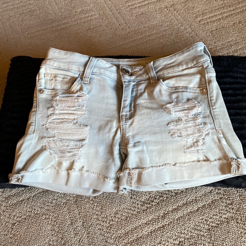 AEO light wash jean short
